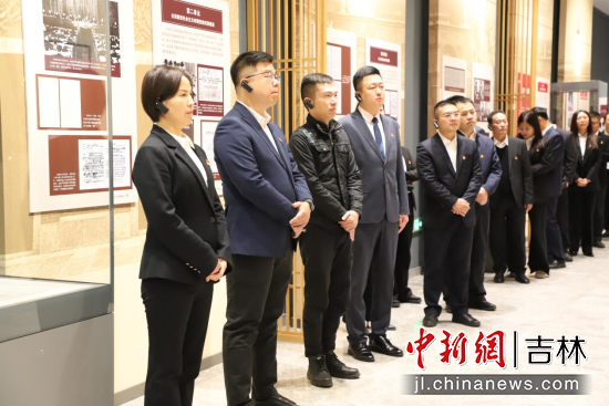 �c���ˆT�^չ�� �O��/�z