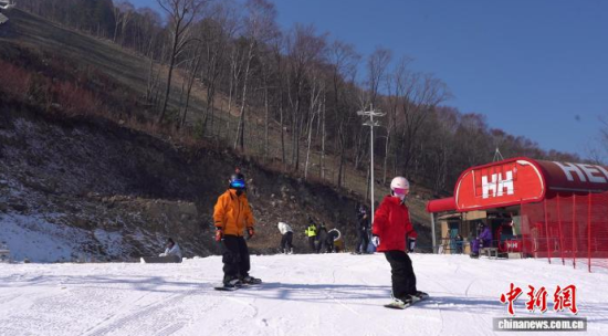 ��ѩ�ۺ����w򞡰�׻�������ʯ���� �z