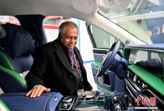 12��16�գ������L��������F(tu��n)�ɆT�w�(y��n)�Ї���܇�������� �z