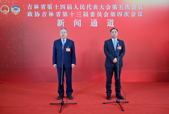 1��26���������f(xi��)����ʡ��ʮ����ί�T�����ĴΕ��hί�Tͨ���������۝�(��һ)�ش�ӛ���ᆖ�� ���� �z