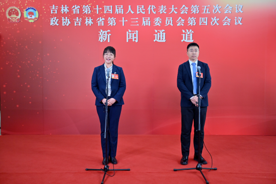 1��26���������f(xi��)����ʡ��ʮ����ί�T�����ĴΕ��hί�Tͨ�������S����(��һ)�ش�ӛ���ᆖ�� ���� �z